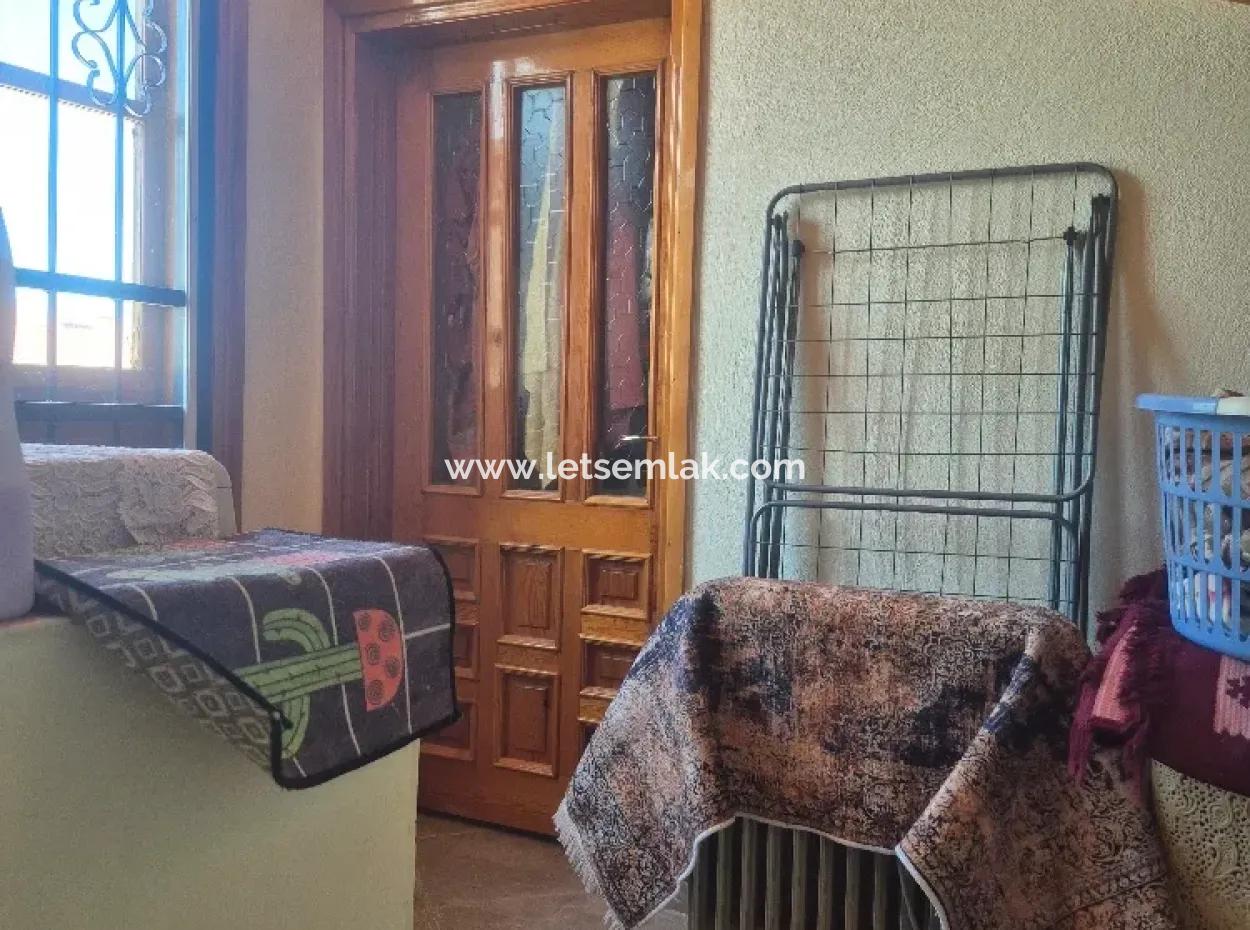 Triplex-Villa Zum Verkauf In Akbük Auf Einem Grundstück.