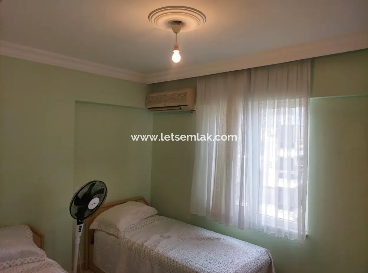 2 1 Ferienwohnung. Wohnung Im Ersten Stock In Einem Komplex Mit Pool In Didim.