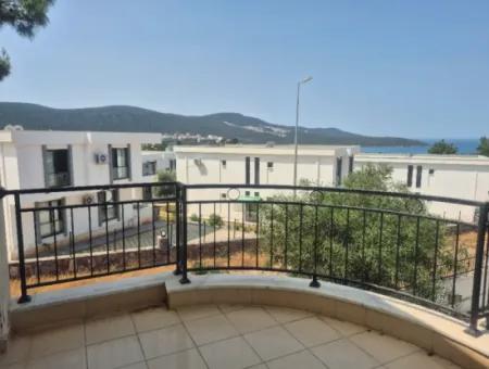 Satılık 3  1 Villa, Komplex