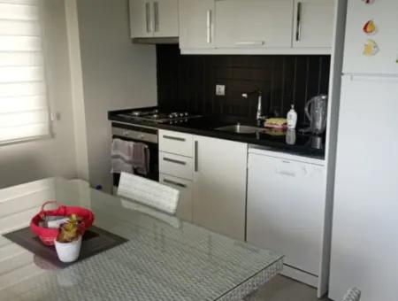 2 1 In Akbuk, Meer- Und Bergblick