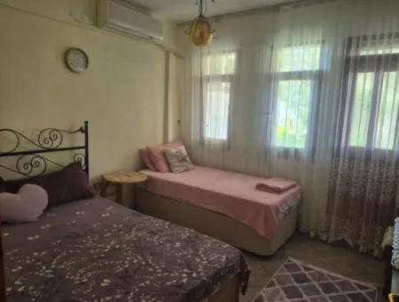 Triplex-Villa Zum Verkauf In Akbük Auf Einem Grundstück.