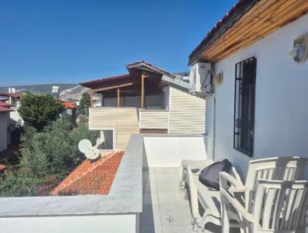 Triplex-Villa Zum Verkauf In Akbük Auf Einem Grundstück.