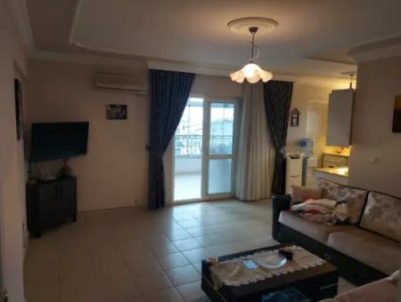 2 1 Ferienwohnung. Wohnung Im Ersten Stock In Einem Komplex Mit Pool In Didim.