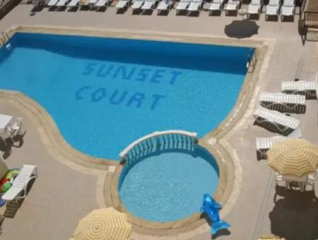 2 1 Ferienwohnung. Wohnung Im Ersten Stock In Einem Komplex Mit Pool In Didim.