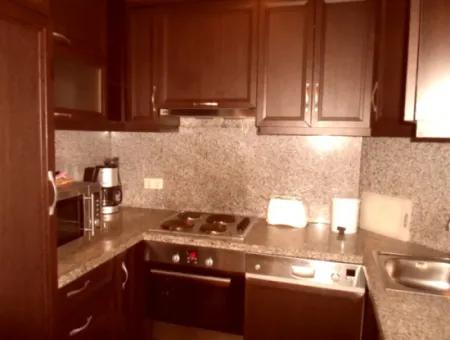 Zu Vermieten. 3 1 Maisonette Im Apollonium-Komplex