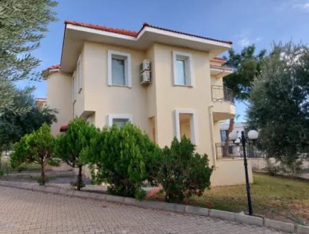 Satılık 3  1 Villa, Komplex