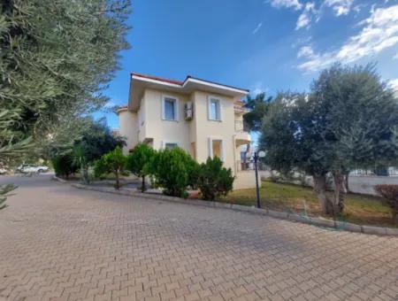 Satılık 3  1 Villa, Komplex