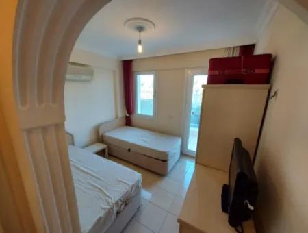 2 1 Erdgeschoss In Einem Schwimmbad In Akbük