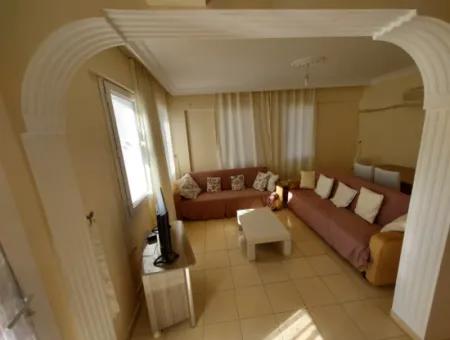 2 1 Erdgeschoss In Einem Schwimmbad In Akbük