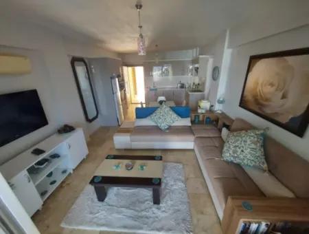 2 1 Wohnung Im Ersten Stock In Akbuk