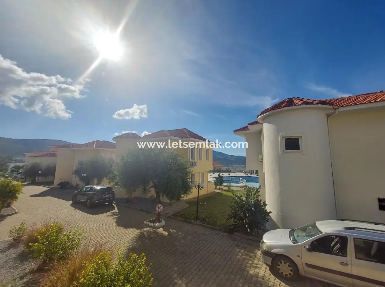 2 1 Ground Floor In A Pool Site In Akbük