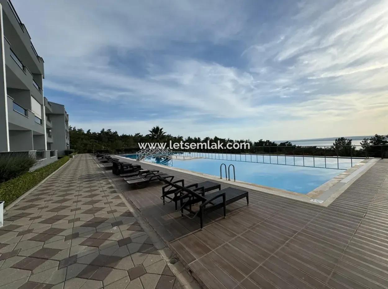 3 In 1 Duplex In Akbuk, Sea And Mountain View.