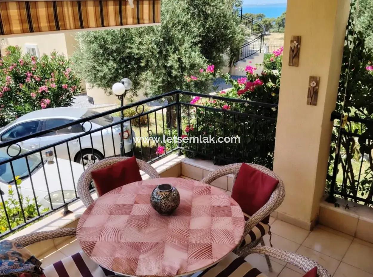 2 1 Ground Floor In A Pool Site In Akbük