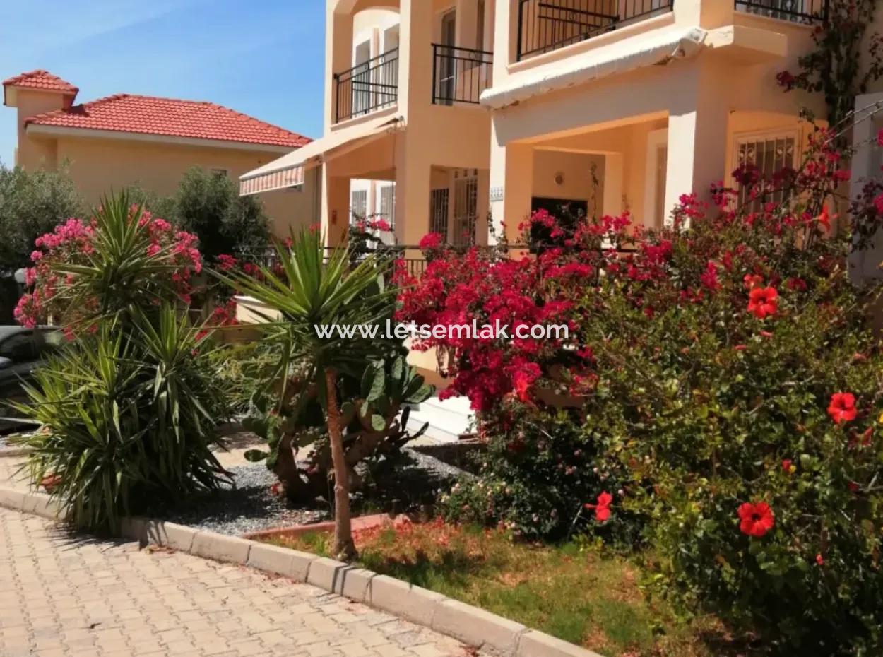 2 1 Ground Floor In A Pool Site In Akbük