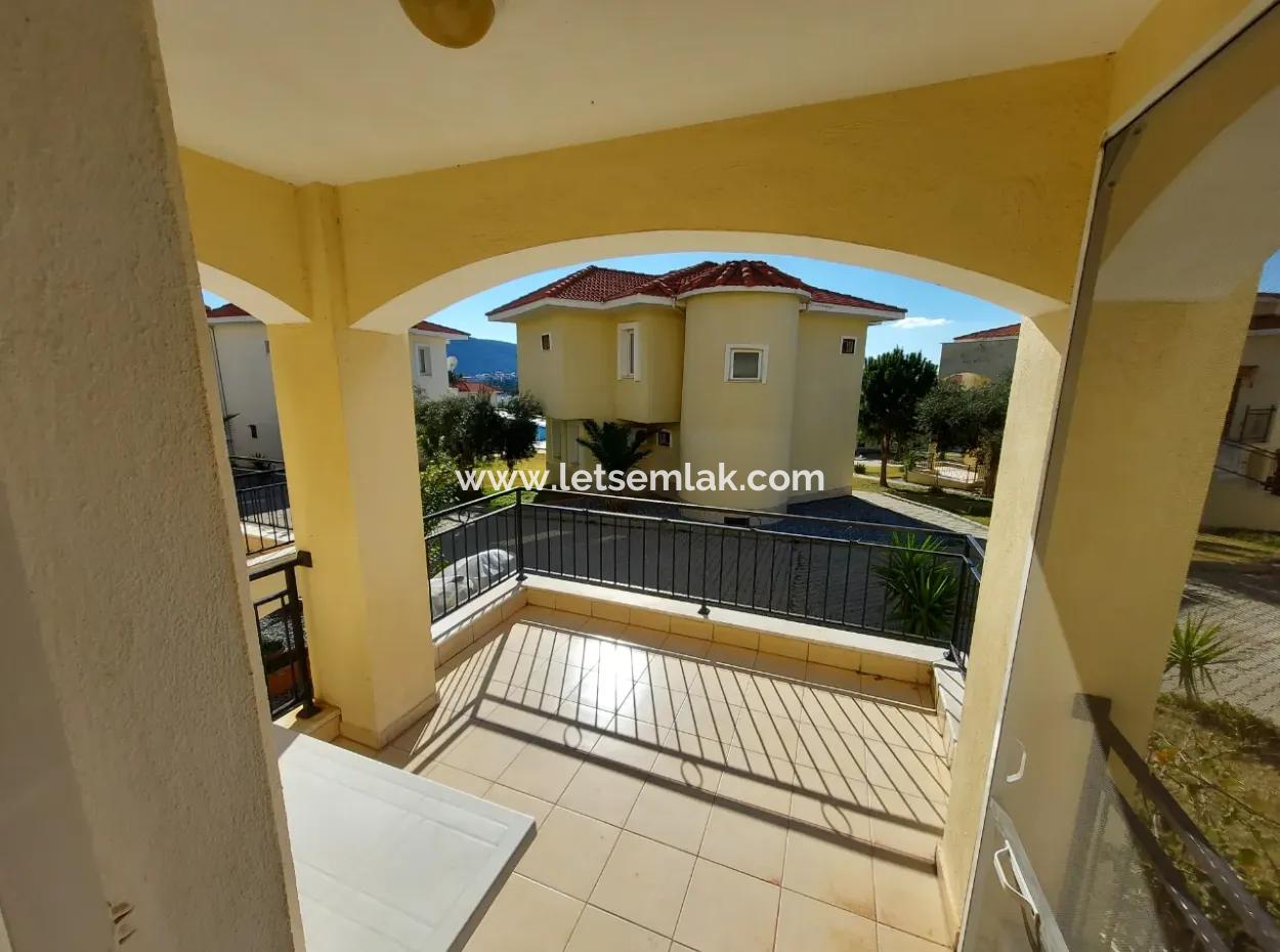 2 1 Ground Floor In A Pool Site In Akbük