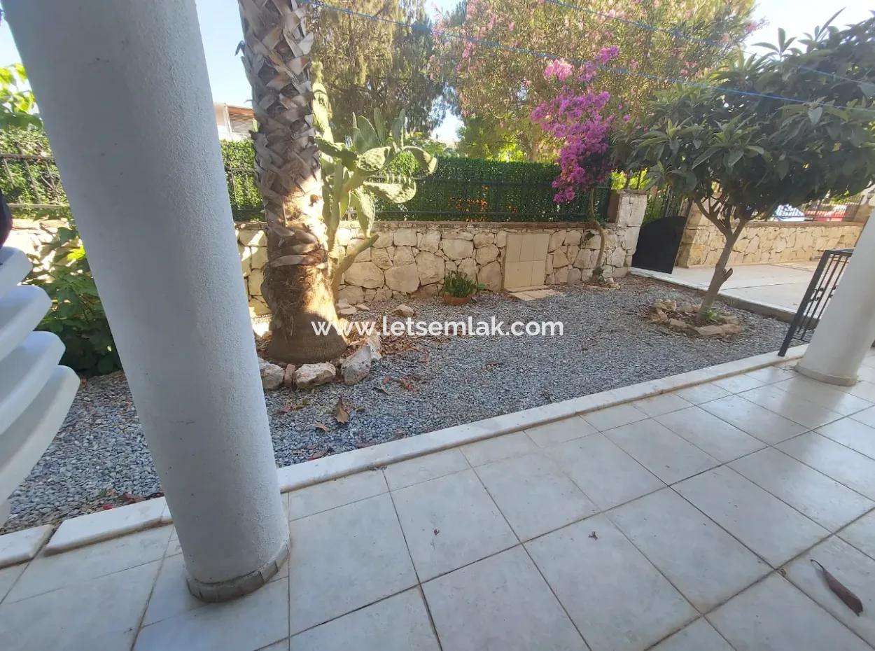 2 1 Didim On A Site With A Pool In Altinkum, To The American College