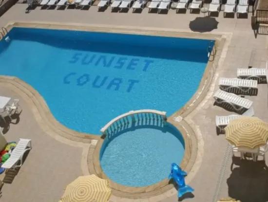 2 1 Apartment. First Floor Apartment In A Complex With A Pool In Didim.