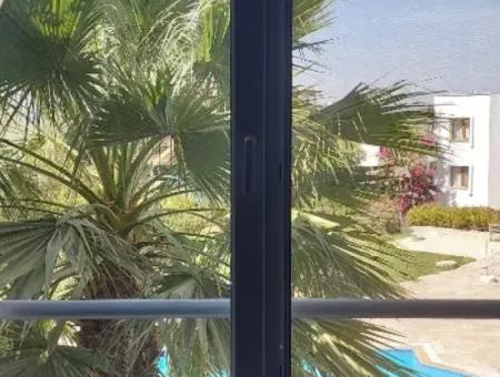 2 Bed 1 First Floor Apartment In Akbuk