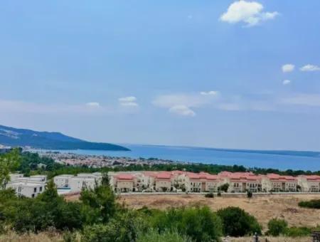 2 1 Ground Floor In A Pool Site In Akbük