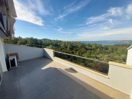 3 In 1 Duplex In Akbuk, Sea And Mountain View.