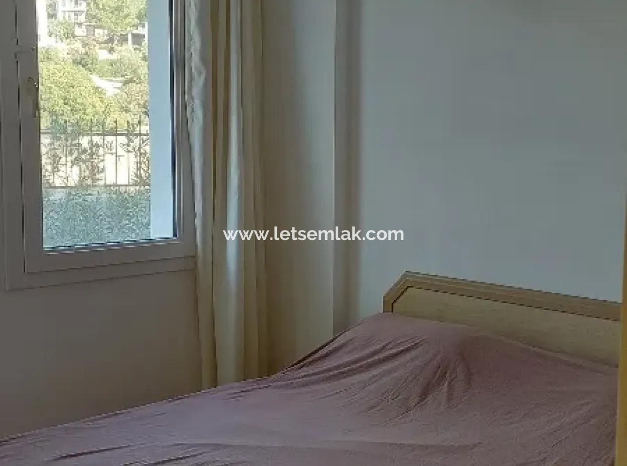 Akbük'te Havuzlu Sitede 2+1 Zemin Kat