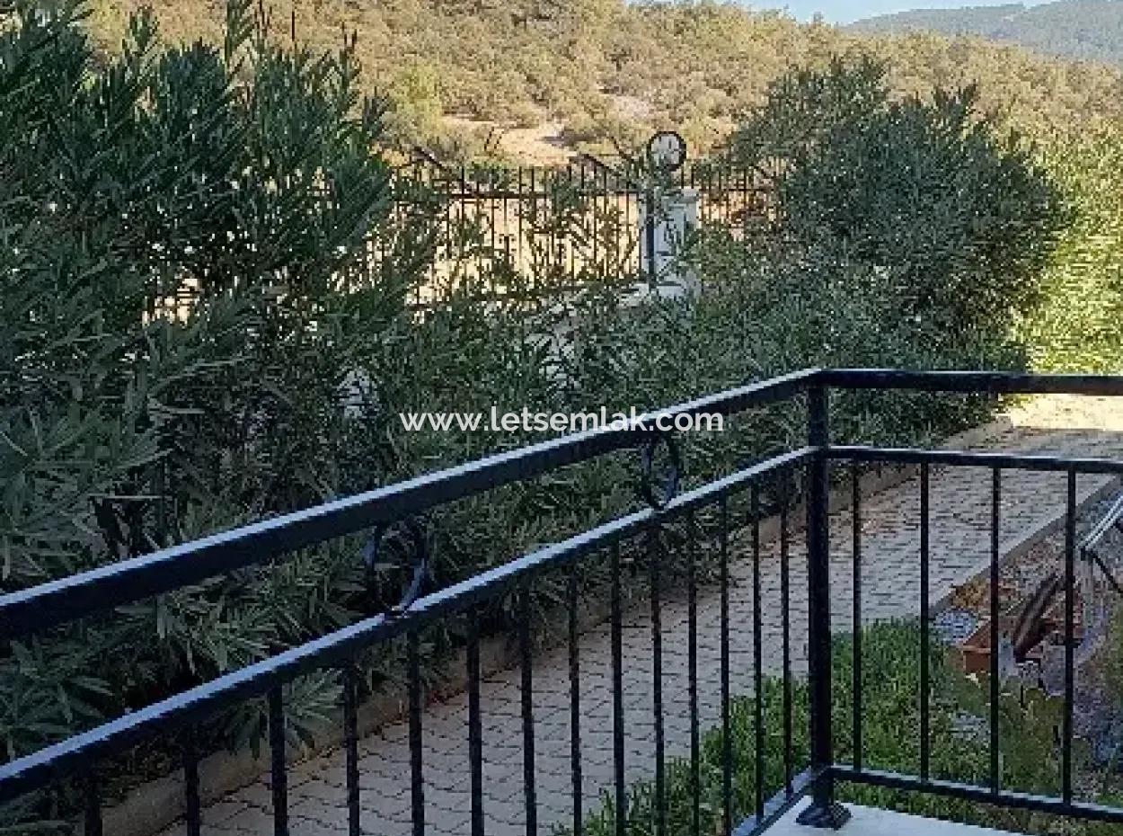 Akbük'te Havuzlu Sitede 2+1 Zemin Kat