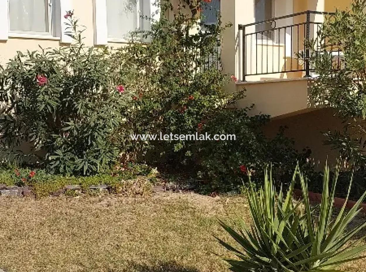 Akbük'te Havuzlu Sitede 2+1 Zemin Kat