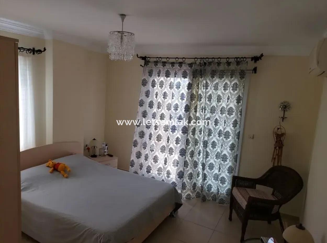 Didim'de Havuzlu Site İçerisinde 3+1 Dubleks