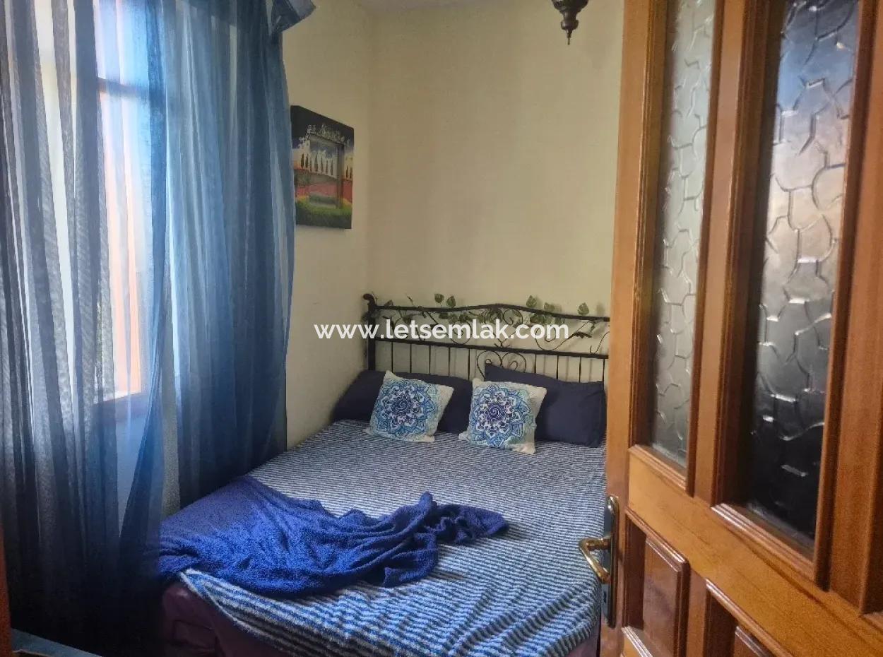 Akbük'te Satılık Bir Site İçinde Tripleks Villa.