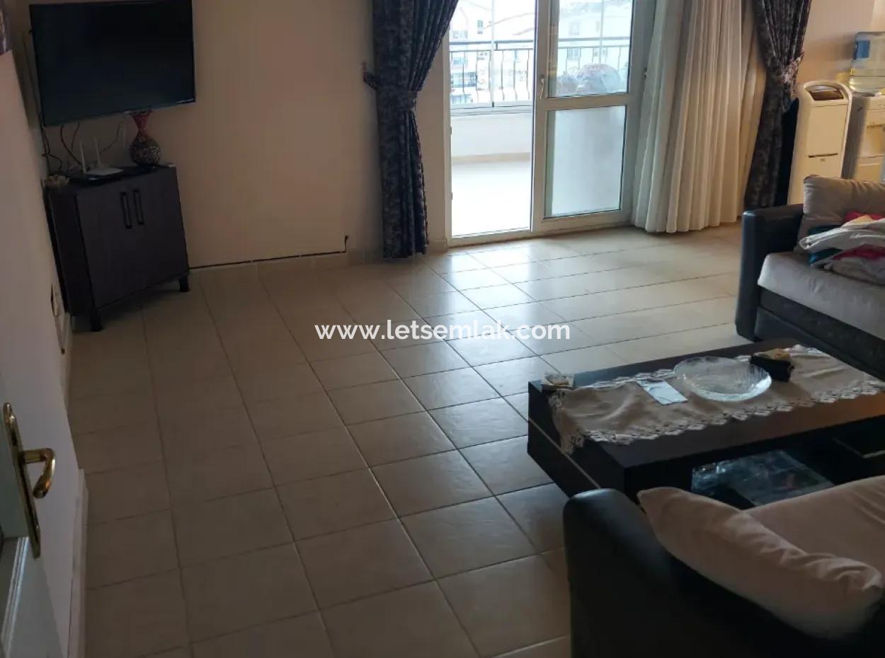 2+1 Daire. Didim'de Havuzlu Sitede Birinci Kat Daire.