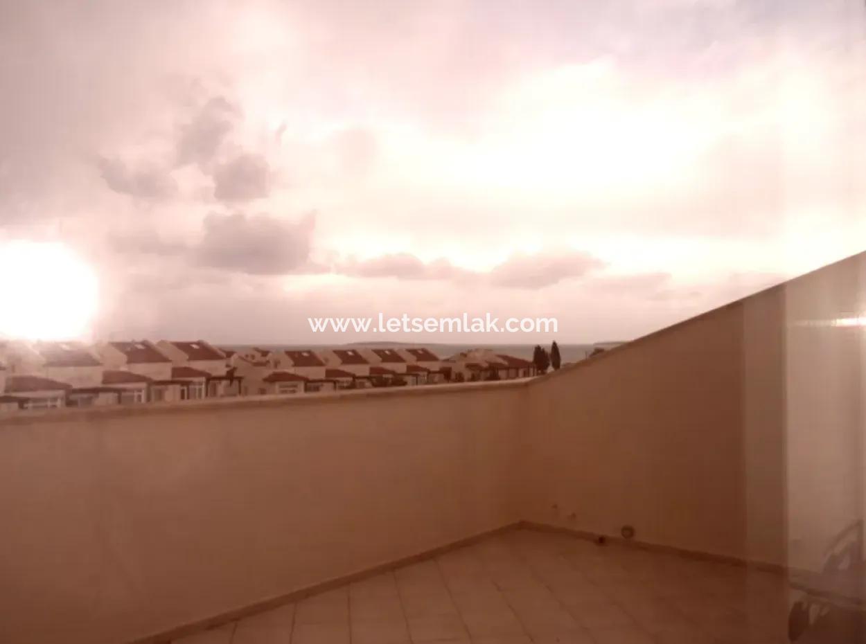 Kiralık. Apollonium Kompleksi'nde 3+1 Dubleks