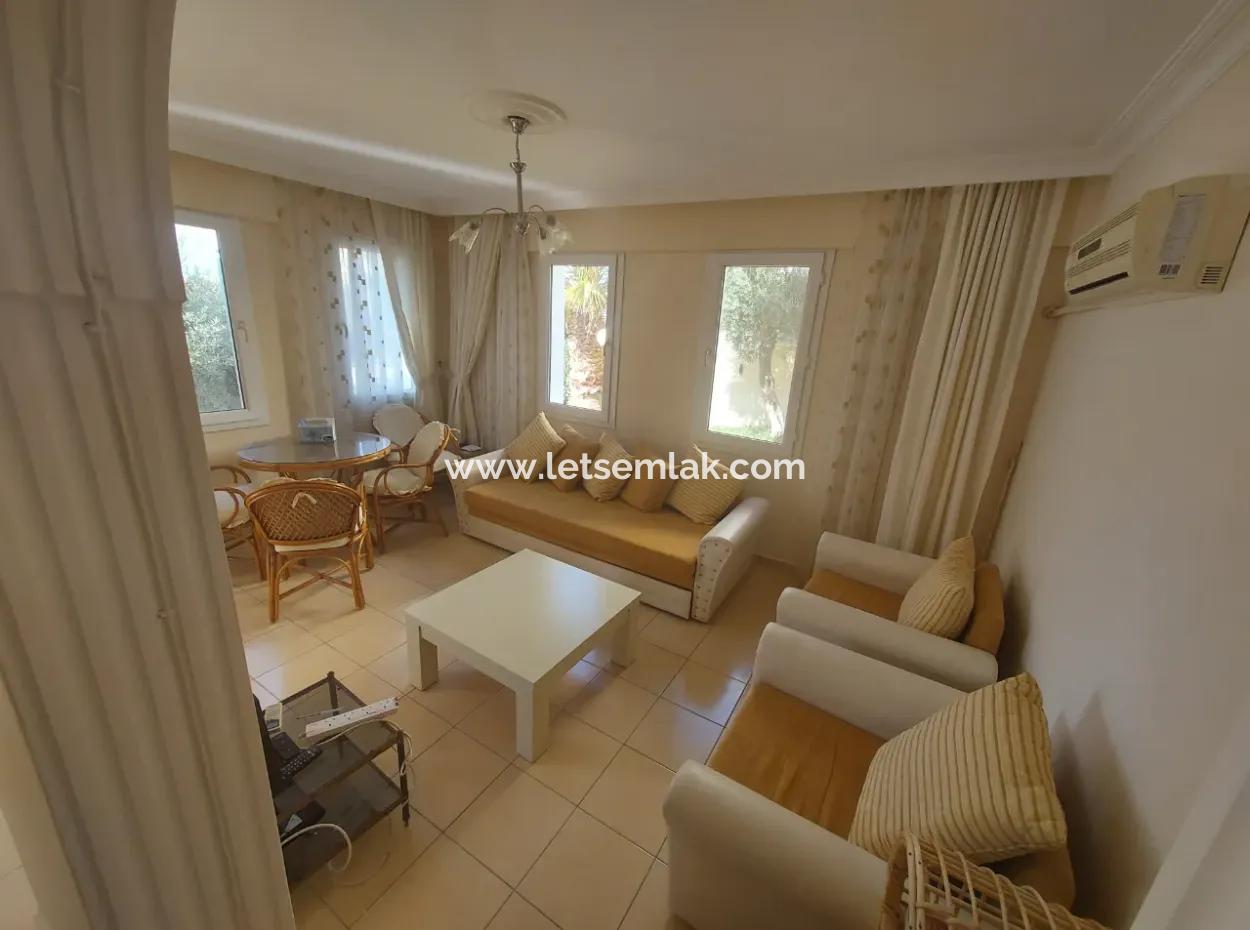 Akbük'te Havuzlu Sitede 2+1 Zemin Kat