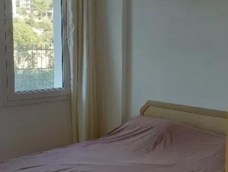 Akbük'te Havuzlu Sitede 2+1 Zemin Kat