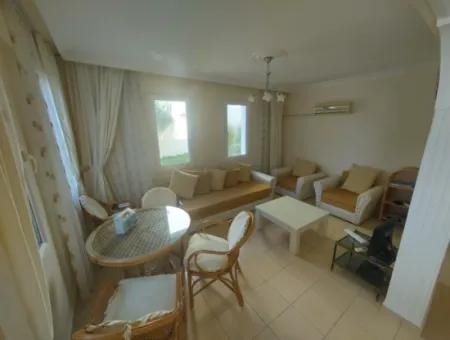 Akbük'te Havuzlu Sitede 2+1 Zemin Kat